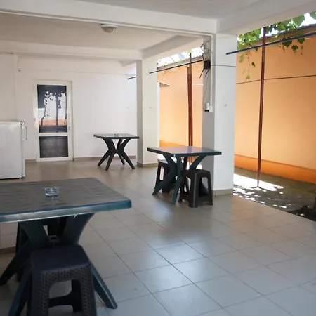 Casa Selena 3* קוסטינסטי