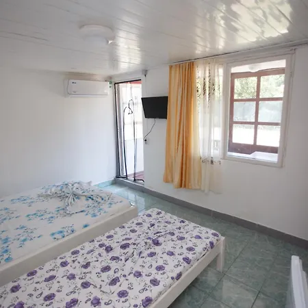 Casa Selena 3*